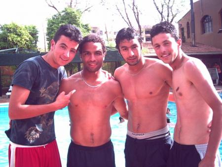 Me taj dine et son ami & Omar 